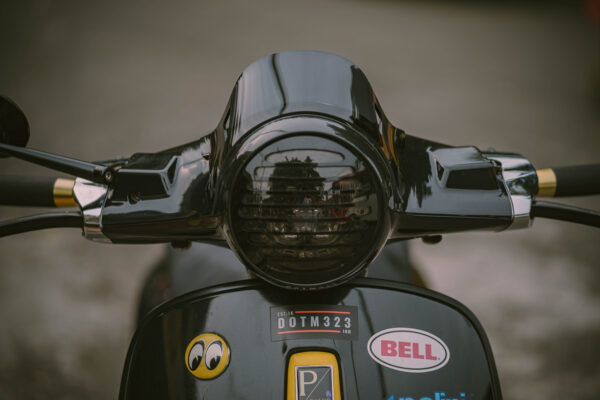 Vespa Primavera Sport Screen Racing Windshield - Image 2